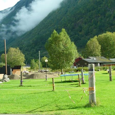 Folven Adventure Camp Hotel Hjelle Kültér fotó